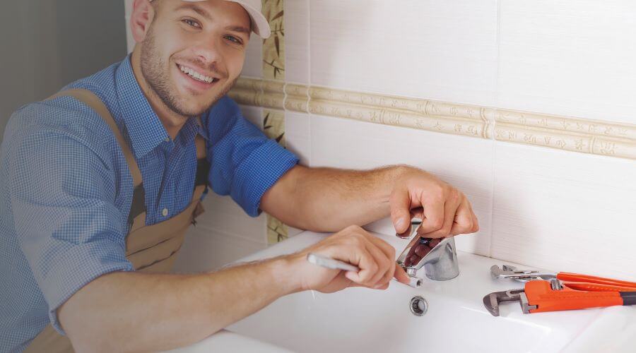 Professional clogged drains services in Mingus, TX
